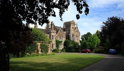 Merriott, SOMERSET - Moorlands House